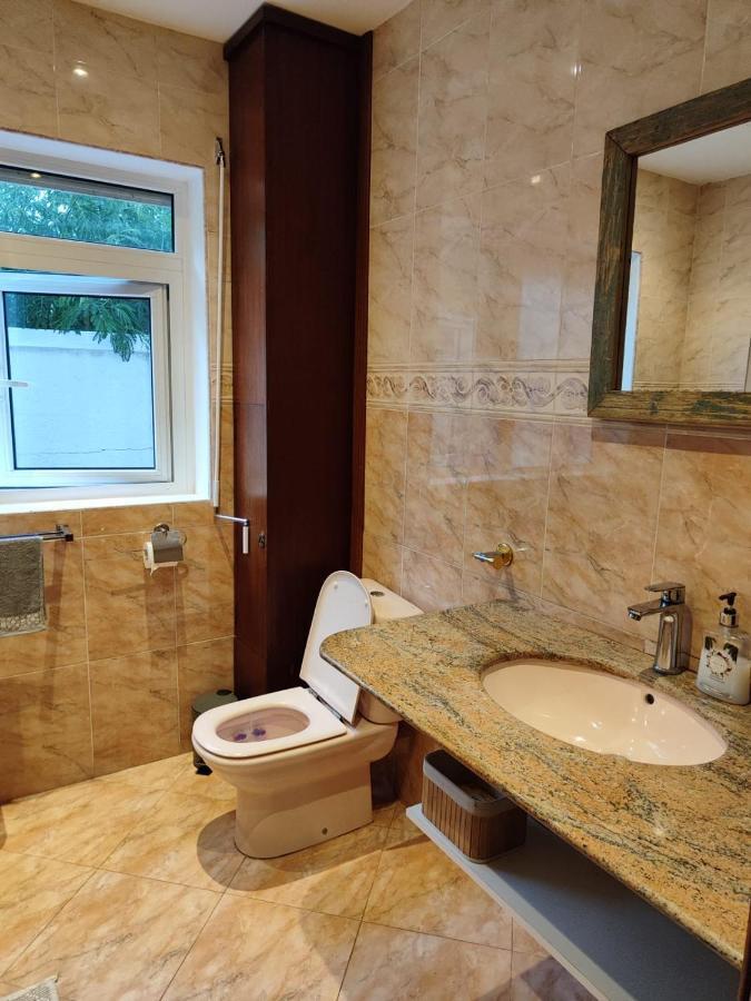 Artists House Apartment ริวิแยร์นัวร์ ภายนอก รูปภาพ