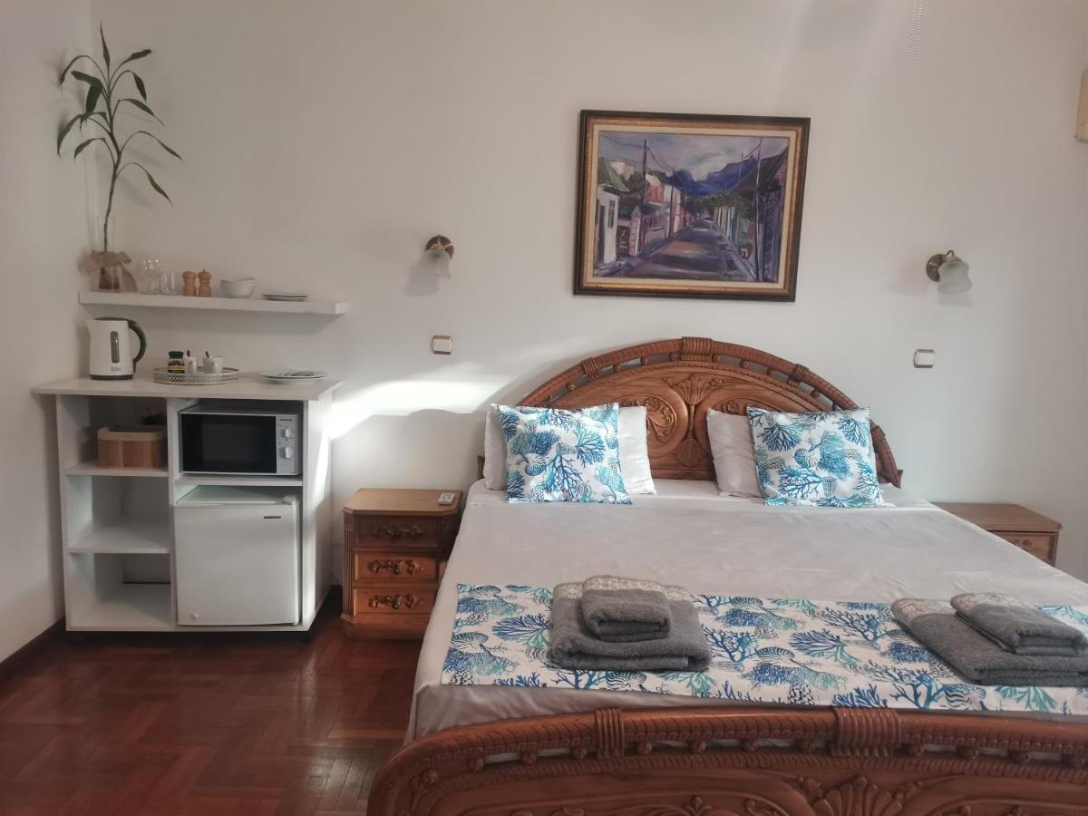 Artists House Apartment ริวิแยร์นัวร์ ภายนอก รูปภาพ