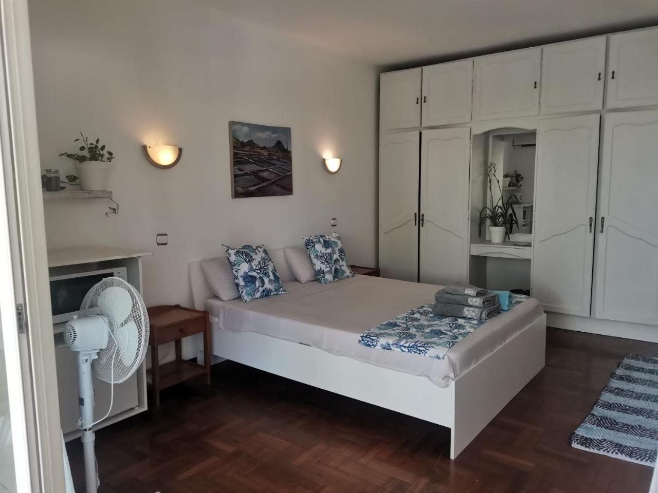 Artists House Apartment ริวิแยร์นัวร์ ภายนอก รูปภาพ